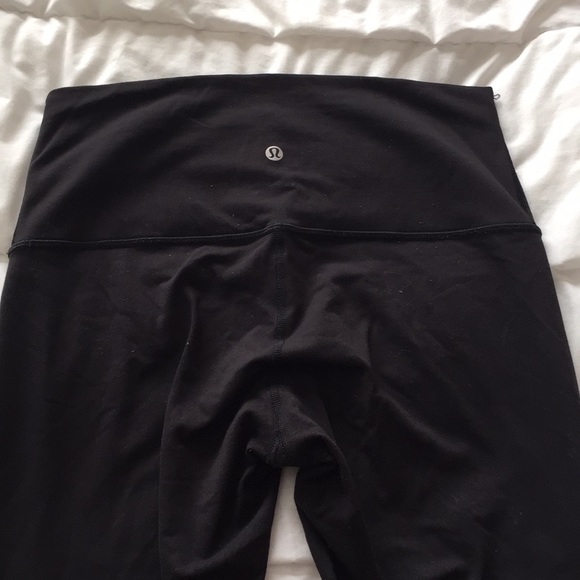 lululemon athletica Pants - Lululemon Wunder Under Leggings